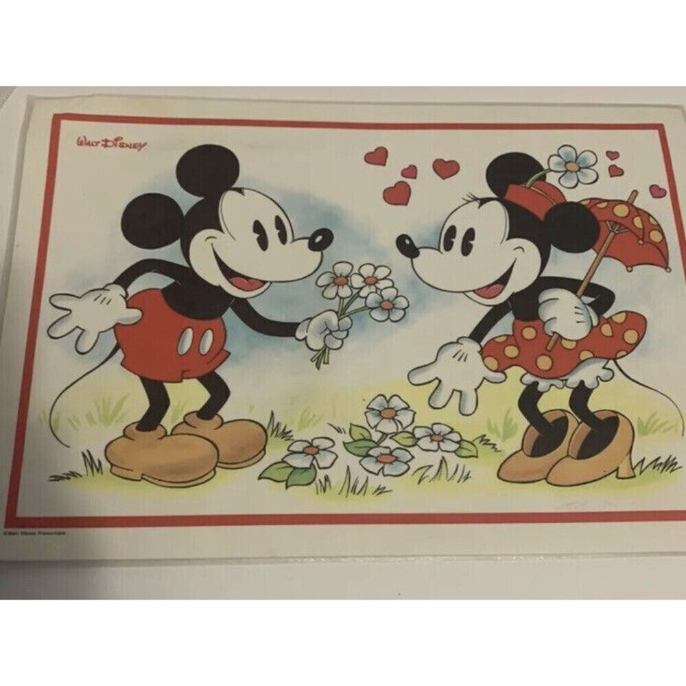VTG DISNEY Minnie Mickey Mouse Love Flowers Dinner Placemat Plastic 17"x11"